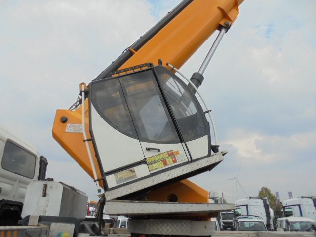 Autoplošina Hino 700 6X4: obrázek 11