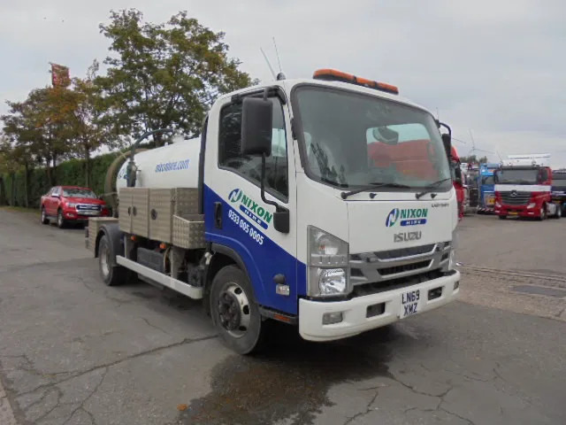 Isuzu N75.190 - Čistič odpadových jam: obrázek 3 Isuzu N75.190 - Čistič odpadových jam: obrázek 3