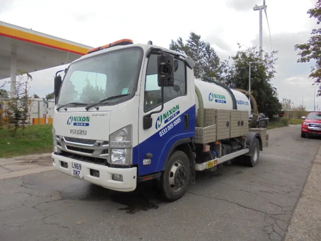 Isuzu N75.190 - Čistič odpadových jam: obrázek 1 Isuzu N75.190 - Čistič odpadových jam: obrázek 1