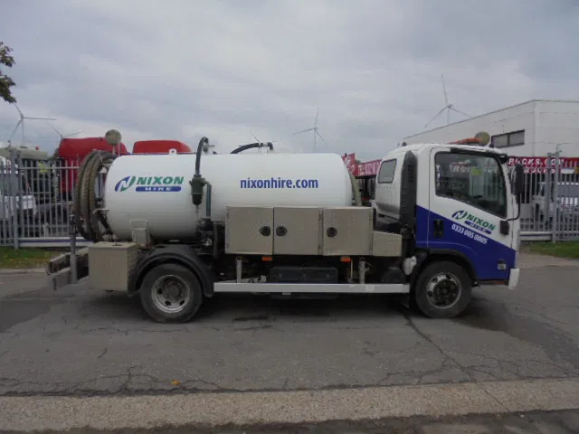 Isuzu N75.190 - Čistič odpadových jam: obrázek 4 Isuzu N75.190 - Čistič odpadových jam: obrázek 4