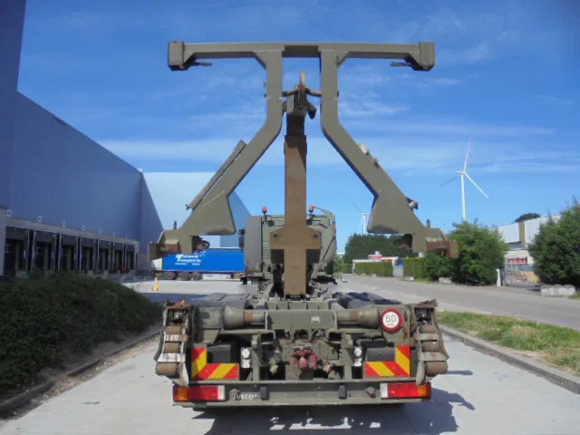 Iveco Eurotrakker 410 E37H - Hákový nosič kontejnerů: obrázek 5 Iveco Eurotrakker 410 E37H - Hákový nosič kontejnerů: obrázek 5