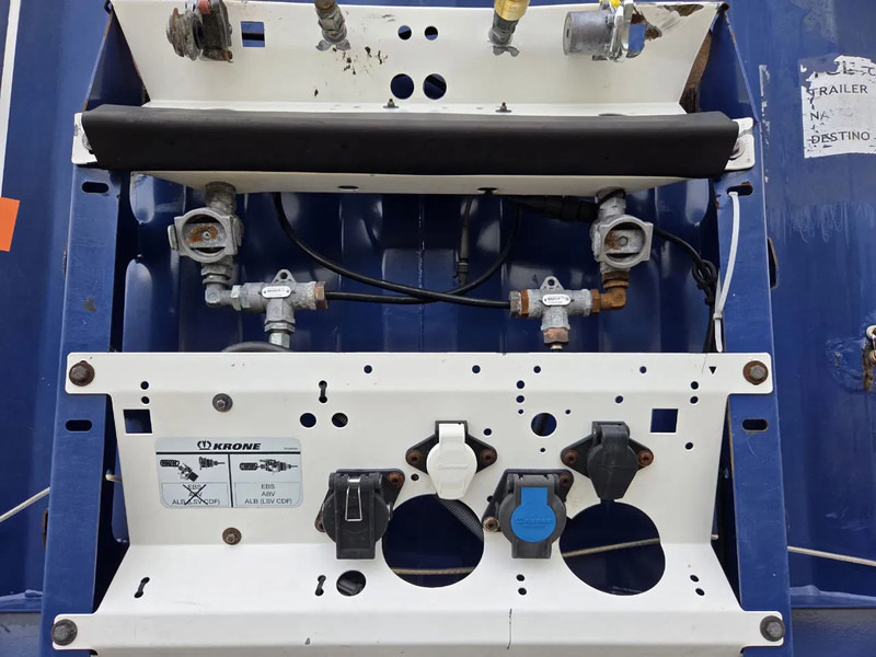 Krone SD NL TRAILER 25X IN STOCK - Plachtový návěs: obrázek 2 Krone SD NL TRAILER 25X IN STOCK - Plachtový návěs: obrázek 2