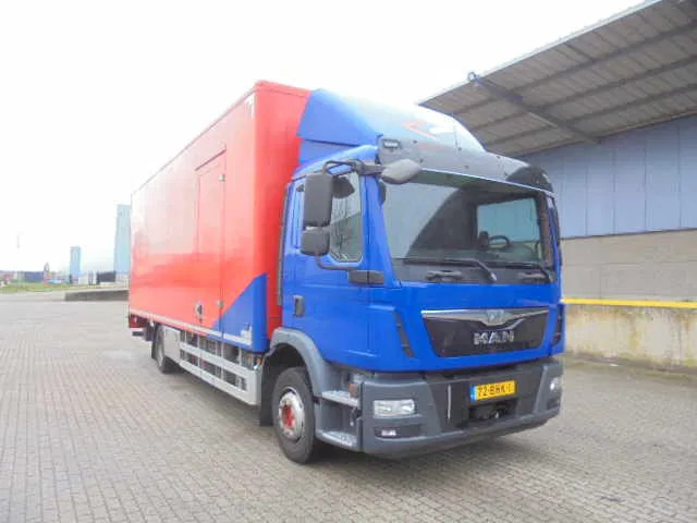 MAN TGM 12.250 NL TRUCK - Skříňový nákladní auto: obrázek 3 MAN TGM 12.250 NL TRUCK - Skříňový nákladní auto: obrázek 3