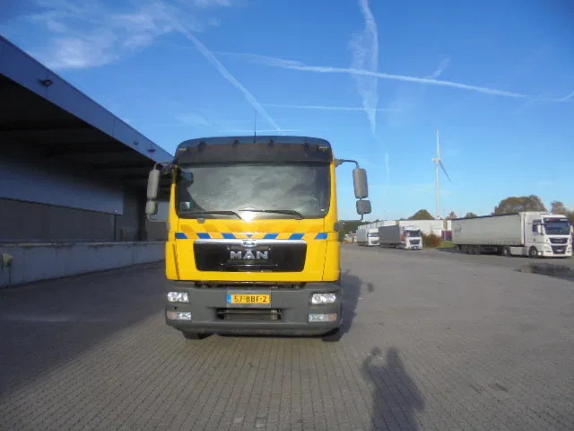 MAN TGM 12.250 NL TRUCK - Přepravník automobilů: obrázek 2 MAN TGM 12.250 NL TRUCK - Přepravník automobilů: obrázek 2
