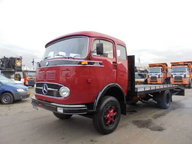 Mercedes-Benz 1113 - Přepravník automobilů: obrázek 1 Mercedes-Benz 1113 - Přepravník automobilů: obrázek 1