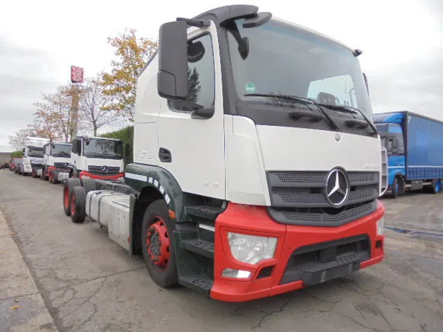 Mercedes-Benz Actros 2340 6X2 EUR 6 - Přepravník automobilů: obrázek 3 Mercedes-Benz Actros 2340 6X2 EUR 6 - Přepravník automobilů: obrázek 3