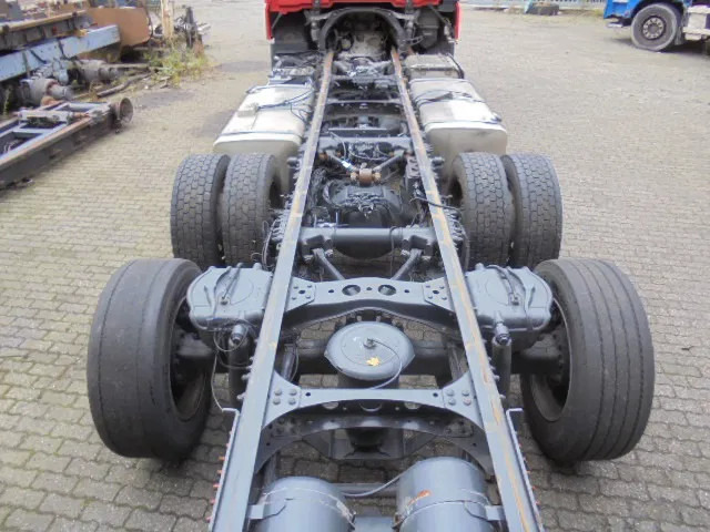Mercedes-Benz Actros 2542 6X2 ENGINE NOT OK - Podvozek s kabinou: obrázek 4 Mercedes-Benz Actros 2542 6X2 ENGINE NOT OK - Podvozek s kabinou: obrázek 4