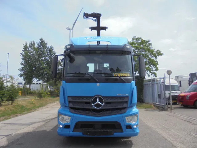 Mercedes-Benz Antos 2733 - Nákladní auto - kabelový systém: obrázek 2 Mercedes-Benz Antos 2733 - Nákladní auto - kabelový systém: obrázek 2