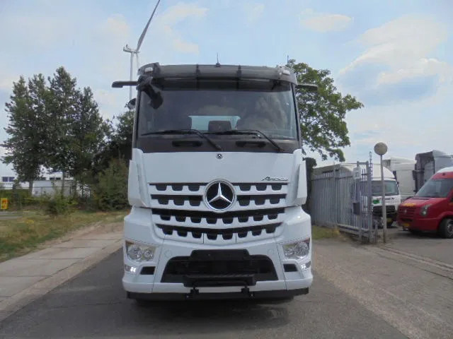 Mercedes-Benz Arocs 2545 + RETARDER 6X2 NEW /DEMO - Auto s hydraulickou rukou: obrázek 4 Mercedes-Benz Arocs 2545 + RETARDER 6X2 NEW /DEMO - Auto s hydraulickou rukou: obrázek 4