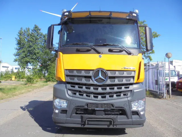 Mercedes-Benz Arocs 2848 NEW DEC 2024 - Hákový nosič kontejnerů: obrázek 2 Mercedes-Benz Arocs 2848 NEW DEC 2024 - Hákový nosič kontejnerů: obrázek 2