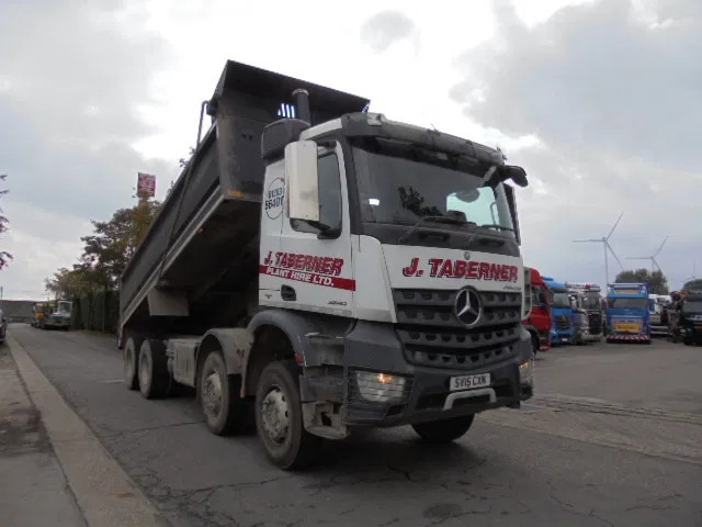 Mercedes-Benz Arocs 3240 K 8X4 - Sklápěč: obrázek 3 Mercedes-Benz Arocs 3240 K 8X4 - Sklápěč: obrázek 3