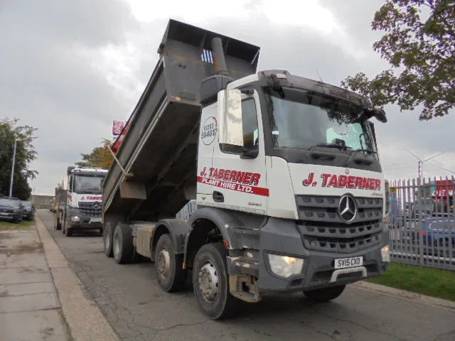 Mercedes-Benz Arocs 3243 K 8X4 - Sklápěč: obrázek 3 Mercedes-Benz Arocs 3243 K 8X4 - Sklápěč: obrázek 3