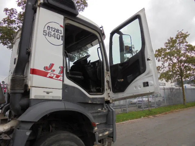Mercedes-Benz Arocs 3243 K 8X4 leasing Mercedes-Benz Arocs 3243 K 8X4: obrázek 7