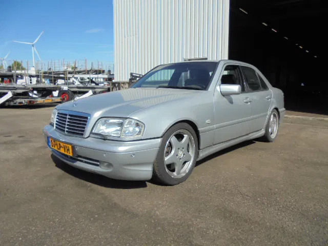 Mercedes-Benz C-Klasse 43 AMG - Sedan: obrázek 1 Mercedes-Benz C-Klasse 43 AMG - Sedan: obrázek 1