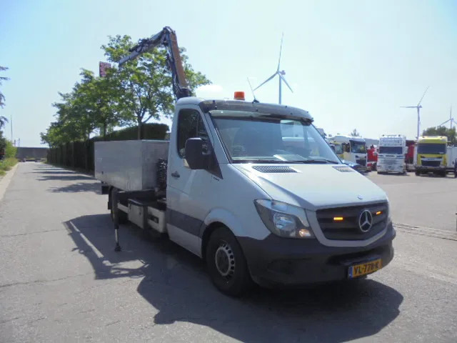 Mercedes-Benz Sprinter 310 CDI - Dodávka sklápěč: obrázek 2 Mercedes-Benz Sprinter 310 CDI - Dodávka sklápěč: obrázek 2