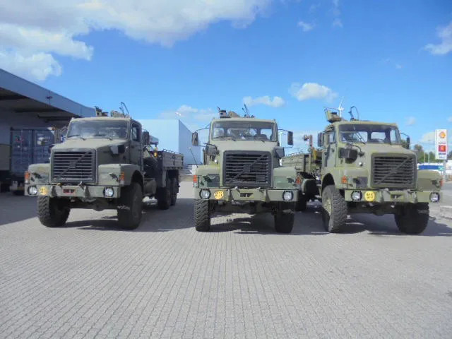 Volvo N 10 6X6 L + FASSI 3X IN STOCK - Nákladní auto, Auto s hydraulickou rukou: obrázek 2 Volvo N 10 6X6 L + FASSI 3X IN STOCK - Nákladní auto, Auto s hydraulickou rukou: obrázek 2