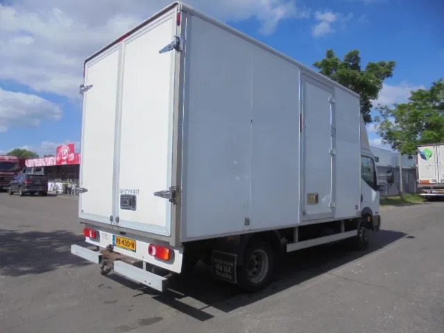 Nissan Cabstar 35.14 - Dodávka skřín: obrázek 4 Nissan Cabstar 35.14 - Dodávka skřín: obrázek 4
