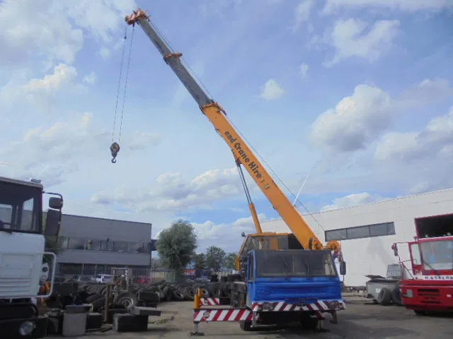 PPM ATT 350 4X4X4 - Univerzální autojeřáb: obrázek 1 PPM ATT 350 4X4X4 - Univerzální autojeřáb: obrázek 1