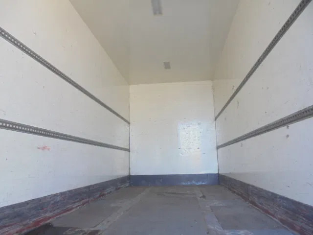 Pacton MXD218 - Skříňový přívěs: obrázek 5 Pacton MXD218 - Skříňový přívěs: obrázek 5