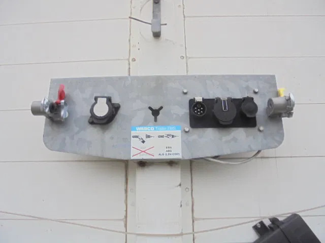 Renders ROC 12-27N X-STEERING leasing Renders ROC 12-27N X-STEERING: obrázek 17 Renders ROC 12-27N X-STEERING leasing Renders ROC 12-27N X-STEERING: obrázek 17