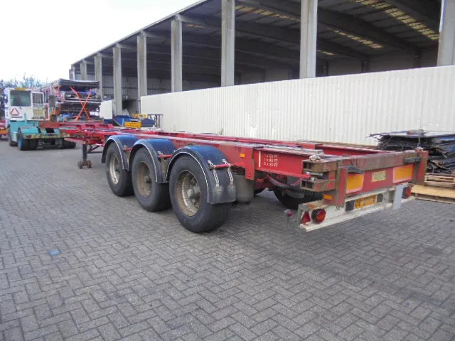 Renders RPCC 12-27 - Kontejnerovy návěs/ Výměnná nástavba: obrázek 4 Renders RPCC 12-27 - Kontejnerovy návěs/ Výměnná nástavba: obrázek 4