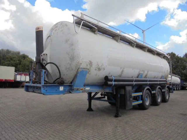 SPITZER BP SK 50 - Cisternový návěs: obrázek 1 SPITZER BP SK 50 - Cisternový návěs: obrázek 1