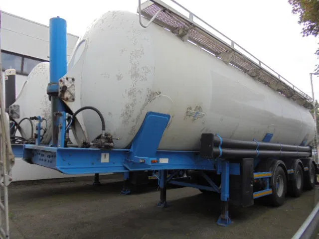 SPITZER EUROVRAC BP SK50 - Cisternový návěs: obrázek 1 SPITZER EUROVRAC BP SK50 - Cisternový návěs: obrázek 1