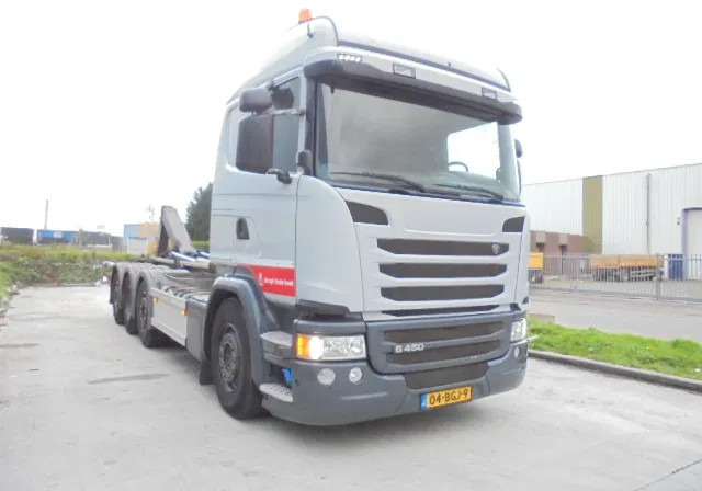 Scania G450 8X2 RETARDER - Hákový nosič kontejnerů: obrázek 4 Scania G450 8X2 RETARDER - Hákový nosič kontejnerů: obrázek 4