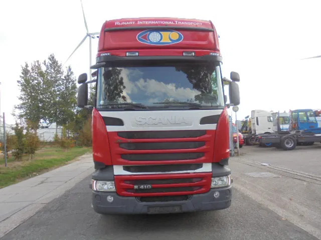Scania R400 6X2 RETARDER BDF - Skříňový nákladní auto: obrázek 2 Scania R400 6X2 RETARDER BDF - Skříňový nákladní auto: obrázek 2
