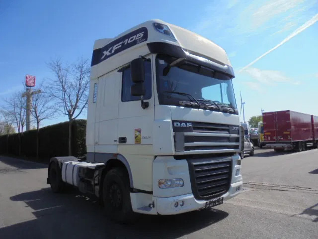 DAF XF 105.460 SUPERSPACE - Tahač: obrázek 3 DAF XF 105.460 SUPERSPACE - Tahač: obrázek 3