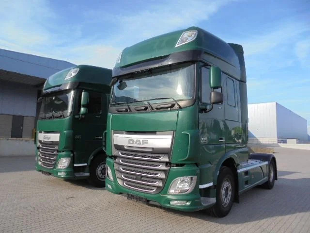 DAF XF 106.460 SUPER SPACE CAB - Tahač: obrázek 1 DAF XF 106.460 SUPER SPACE CAB - Tahač: obrázek 1