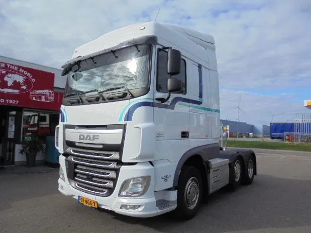 DAF XF 440 6X2 - Tahač: obrázek 1 DAF XF 440 6X2 - Tahač: obrázek 1