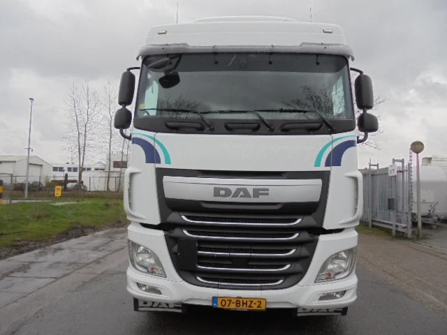 DAF XF 440 6x2 - Tahač: obrázek 2 DAF XF 440 6x2 - Tahač: obrázek 2