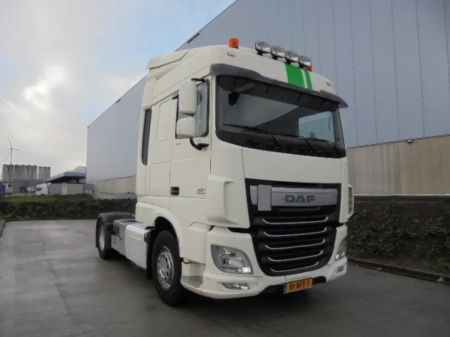 DAF XF 440 - Tahač: obrázek 3 DAF XF 440 - Tahač: obrázek 3