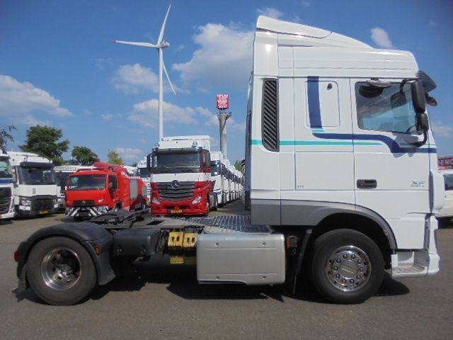 DAF XF 440 - Tahač: obrázek 4 DAF XF 440 - Tahač: obrázek 4