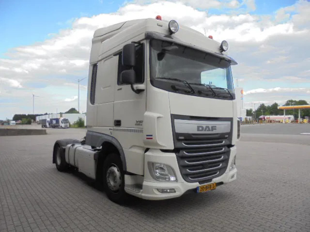 DAF XF 440 NL TRUCK - Tahač: obrázek 3 DAF XF 440 NL TRUCK - Tahač: obrázek 3