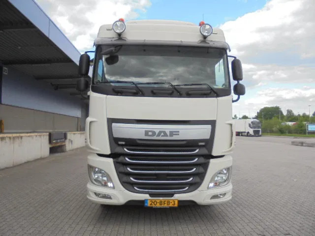 DAF XF 440 NL TRUCK - Tahač: obrázek 2 DAF XF 440 NL TRUCK - Tahač: obrázek 2