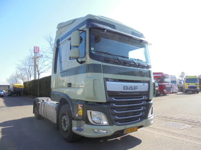 DAF XF 440 NL TRUCK - Tahač: obrázek 3 DAF XF 440 NL TRUCK - Tahač: obrázek 3