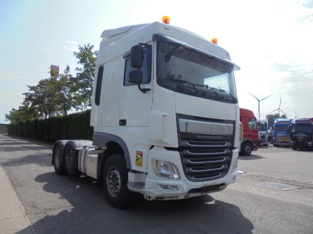 DAF XF 440 + RETARDER - Tahač: obrázek 2 DAF XF 440 + RETARDER - Tahač: obrázek 2