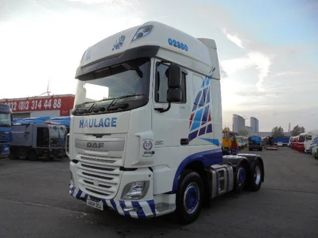 DAF XF 460 6X2 RHD - Tahač: obrázek 1 DAF XF 460 6X2 RHD - Tahač: obrázek 1