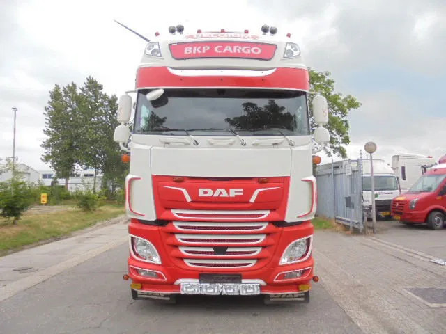 DAF XF 530 SSC INTARDER - Tahač: obrázek 2 DAF XF 530 SSC INTARDER - Tahač: obrázek 2