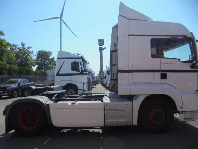 MAN TGS 320 LX - Tahač: obrázek 4 MAN TGS 320 LX - Tahač: obrázek 4