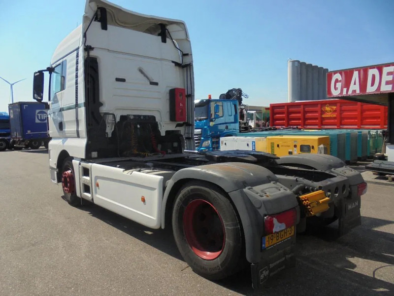 MAN TGX 18.400 - Tahač: obrázek 4 MAN TGX 18.400 - Tahač: obrázek 4