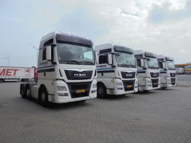 MAN TGX 26-480 XXL - Tahač: obrázek 3 MAN TGX 26-480 XXL - Tahač: obrázek 3