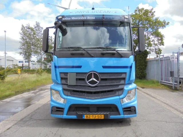 Mercedes-Benz Actros 1842 LS - Tahač: obrázek 2 Mercedes-Benz Actros 1842 LS - Tahač: obrázek 2