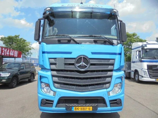 Mercedes-Benz Actros 1842 LS EUR 6 - Tahač: obrázek 2 Mercedes-Benz Actros 1842 LS EUR 6 - Tahač: obrázek 2