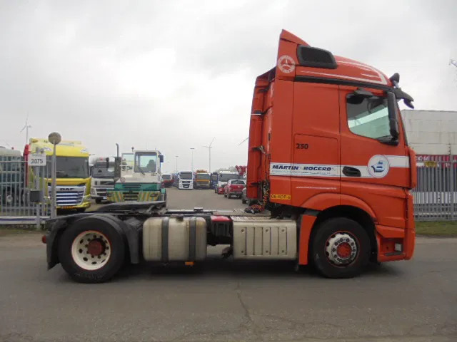 Mercedes-Benz Actros 1842 LS NL TRUCK - Tahač: obrázek 4 Mercedes-Benz Actros 1842 LS NL TRUCK - Tahač: obrázek 4