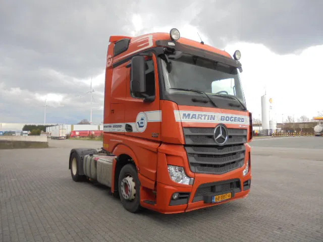 Mercedes-Benz Actros 1842 LS NL TRUCK - Tahač: obrázek 3 Mercedes-Benz Actros 1842 LS NL TRUCK - Tahač: obrázek 3