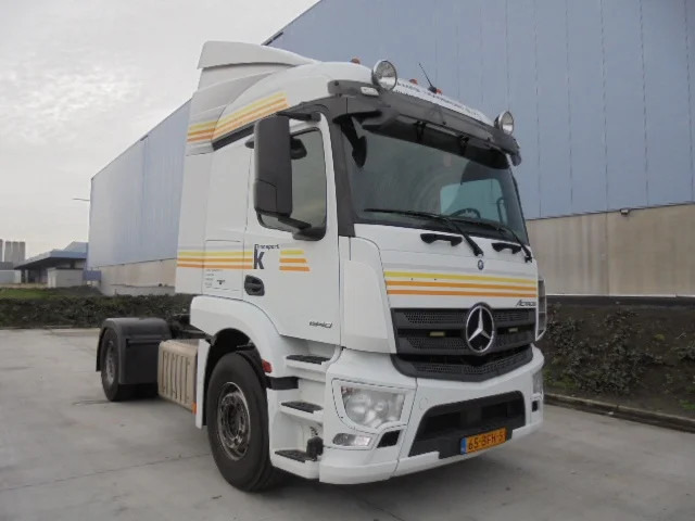 Mercedes-Benz Actros 1940 - Tahač: obrázek 3 Mercedes-Benz Actros 1940 - Tahač: obrázek 3