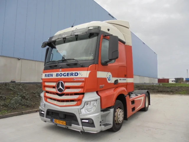Mercedes-Benz Actros 1942 LS - Tahač: obrázek 1 Mercedes-Benz Actros 1942 LS - Tahač: obrázek 1